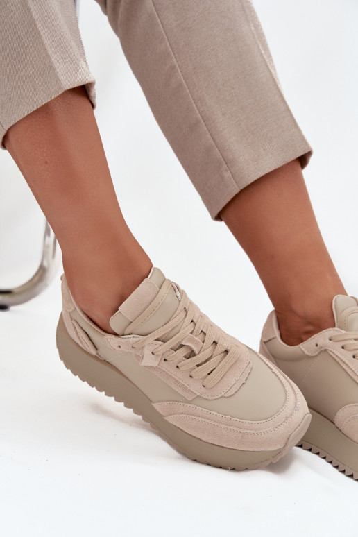 Piel Zapatillas modelo zapatos. Femenino con una plataforma Artiker 55C0021 beige