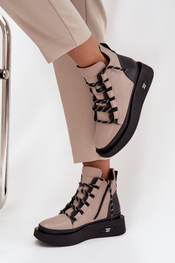 Piel Botas de mujer con una plataforma calentamiento Artiker 55C0884 beige