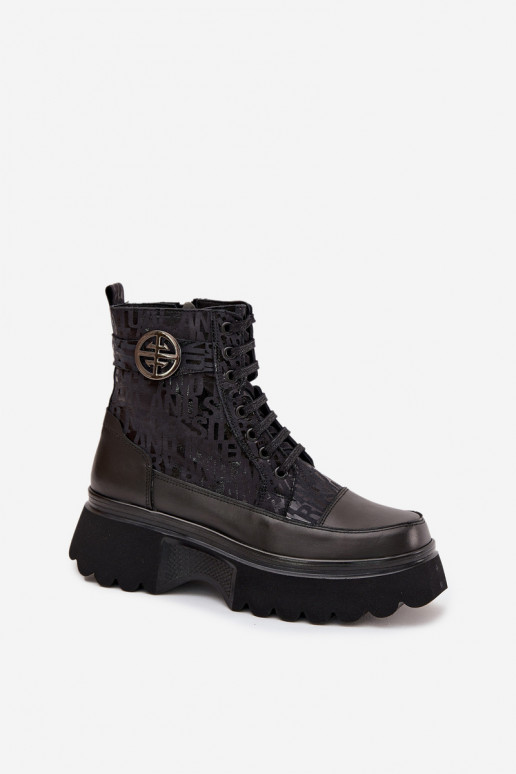 Piel Botas de mujer con una plataforma con escritos I Ozdobnym Detalem Artiker 57C2273 de color negro