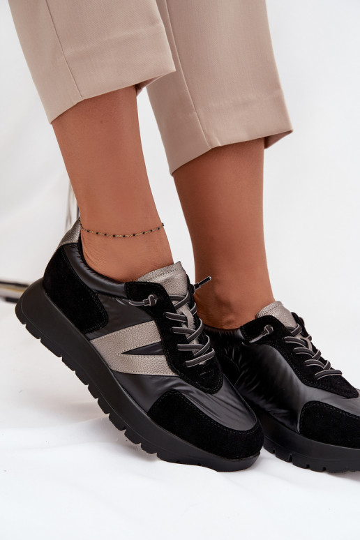 Zapatillas modelo zapatos. Femenino con una plataforma Vinceza 58561 de color negro