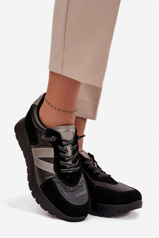 Zapatillas modelo zapatos. Femenino con una plataforma Vinceza 58561 de color negro