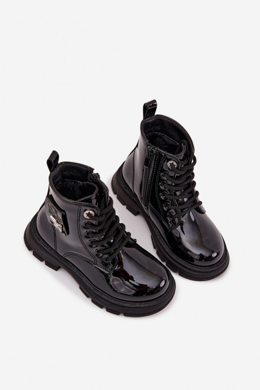 calentamiento Botas Infantil Al castillo con efecto barniz de color negro Alverina