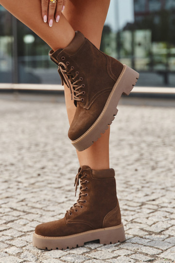 Botines de mujer de ante con cordones Big Star SS274792 marrones