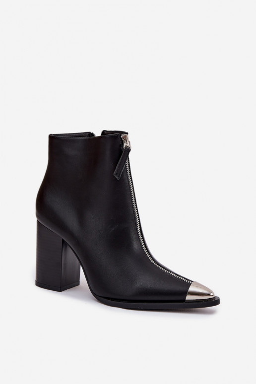 Botines para mujer con cierres decorativos color negro "Niviane" Botines para mujer con cierres decorativos color negro "Niviane"