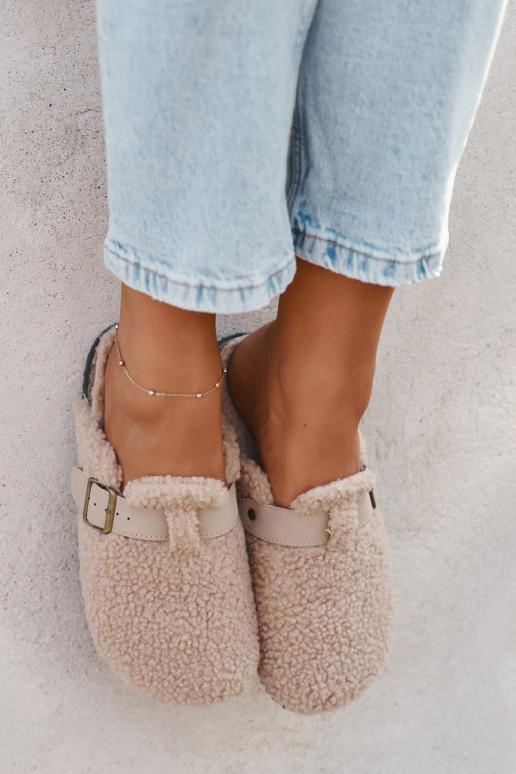 Zapatillas de mujer con pelo "Typu Baranek" color arena "Lorivine"