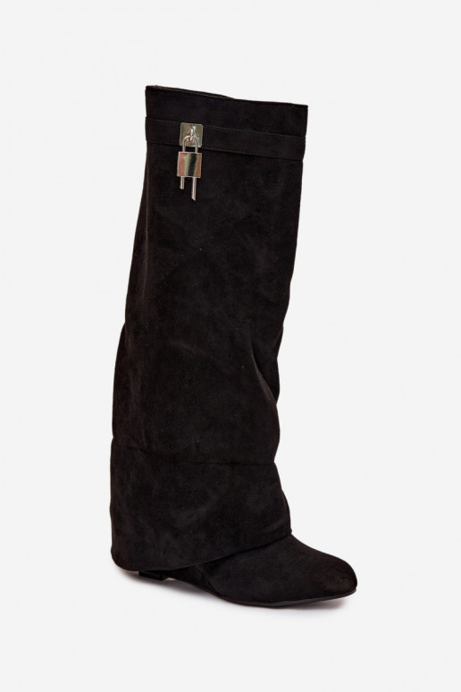 Botas largas de mujer con plataforma, tiras y detalles plateados, negras Korivelle Botas largas de mujer con plataforma, tiras y detalles plateados, negras Korivelle