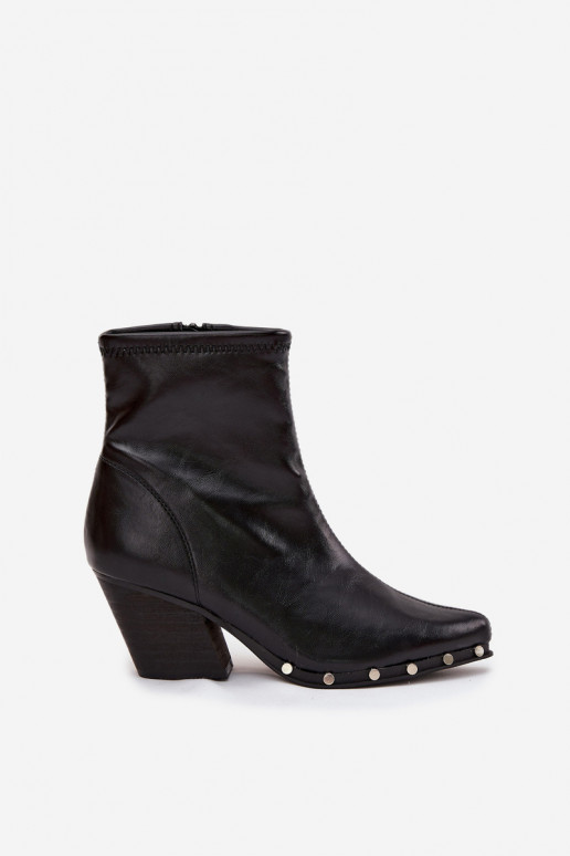 Botines de mujer negros estilo vaquero de cuero ecológico con tacones Abrielle Botines de mujer negros estilo vaquero de cuero ecológico con tacones Abrielle