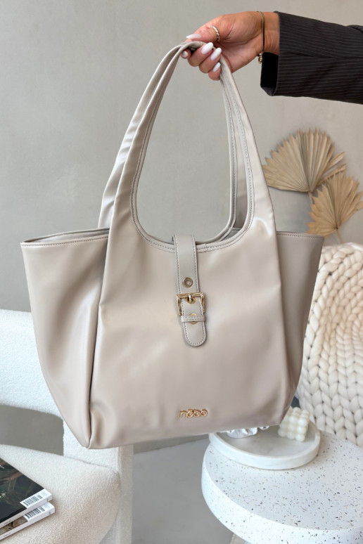 Tiene queno Compradorka con hebillas NOBO BAG6010-015 Brillantementebeige Tiene queno Compradorka con hebillas NOBO BAG6010-015 Brillantementebeige