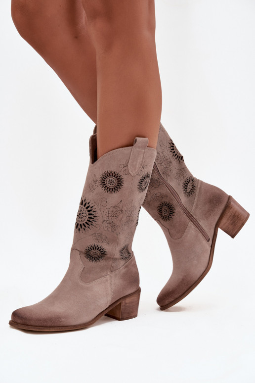 de gamuza Piel botas de mujer con elementos calados Zazoo 3852 color capuchino