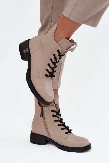 Piel Botas de mujer En un tacón bajo Vinceza 66818 beige