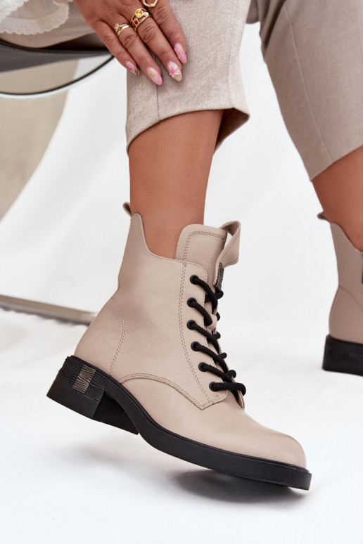 Piel Botas de mujer En un tacón bajo Vinceza 66818 beige