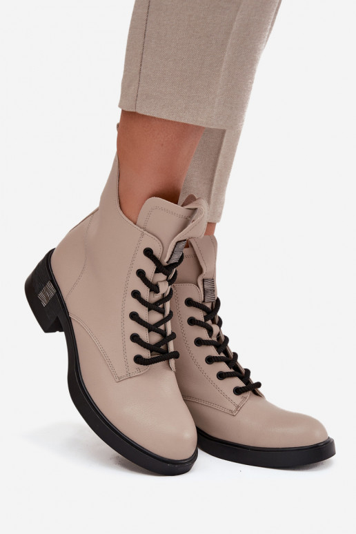 Piel Botas de mujer En un tacón bajo Vinceza 66818 beige