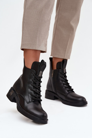 Piel Botas de mujer En un tacón bajo Vinceza 66818 de color negro