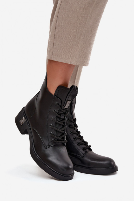 Piel Botas de mujer En un tacón bajo Vinceza 66818 de color negro