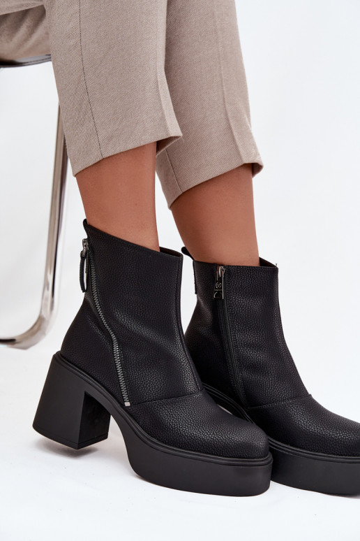 Piel calentamiento Botas de mujer y plataforma Vinceza 66831 de color negro