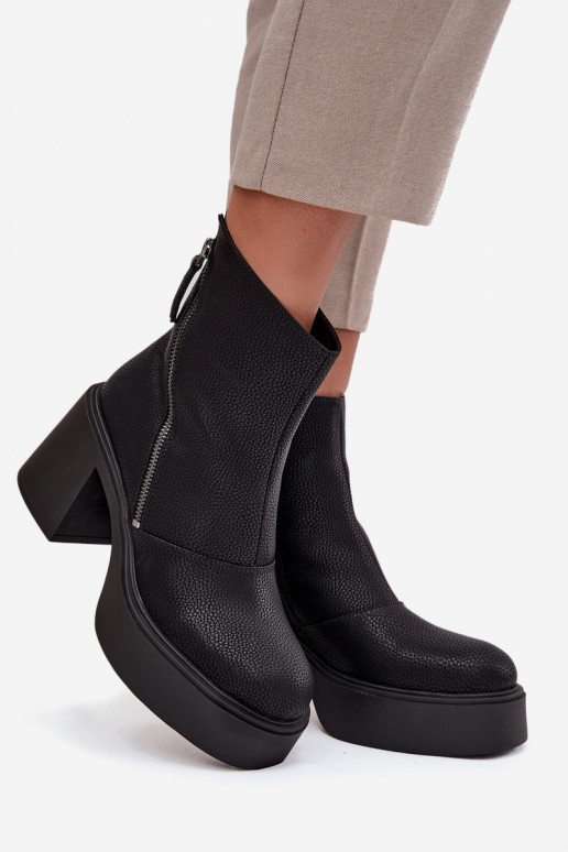 Piel calentamiento Botas de mujer y plataforma Vinceza 66831 de color negro