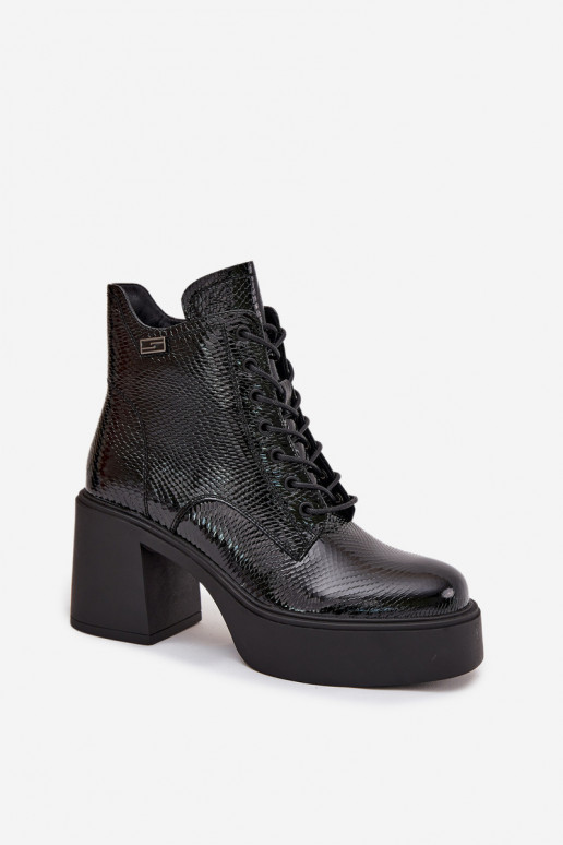 con efecto barniz Piel Botas de mujer con una plataforma I Registro Vinceza 66817 de color negro con efecto barniz Piel Botas de mujer con una plataforma I Registro Vinceza 66817 de color negro