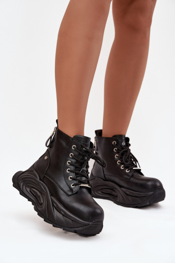 Piel calentamiento Botas de mujer con una plataforma GOE SS2N4301 de color negro