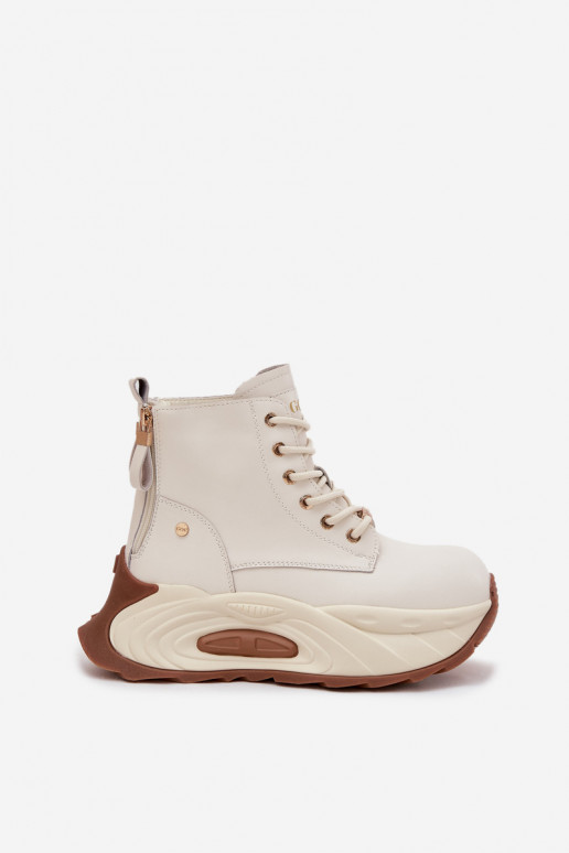 Piel calentamiento Botas de mujer con una plataforma GOE SS2N4300 color marfil