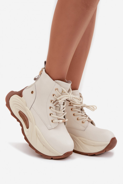 Piel calentamiento Botas de mujer con una plataforma GOE SS2N4300 color marfil