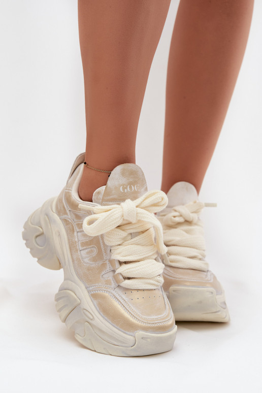 Piel Zapatillas modelo zapatos. Femenino GOE SS2N4009 color dorado