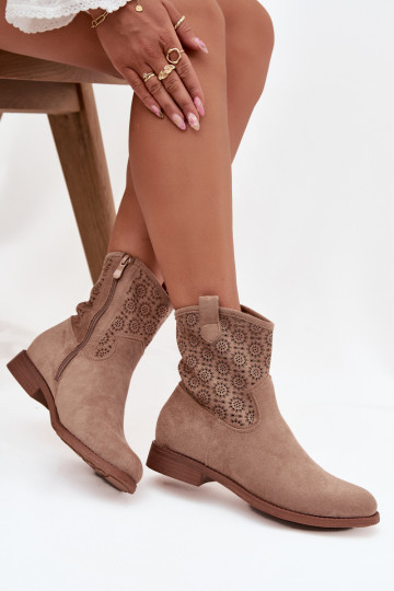 Botas de mujer con tacones anchos con elementos calados S.Barski HY52-530 beige