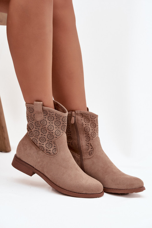 Botas de mujer con tacones anchos con elementos calados S.Barski HY52-530 beige Botas de mujer con tacones anchos con elementos calados S.Barski HY52-530 beige