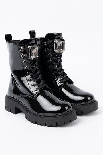 con efecto barniz atado para arriba Zapatos de mujer de color negro