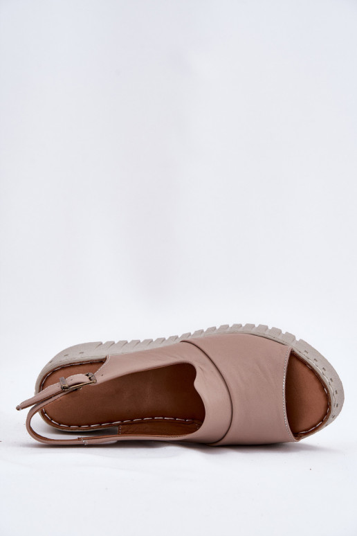 Sandalias de mujerActivadoturalnej Skóry en una cuña Artiker 54C0788 beige