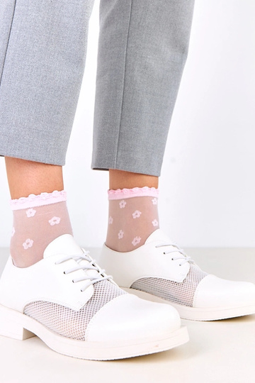 Botines blancos para mujer con rejilla en el caño, Moris