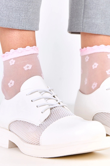 Botines blancos para mujer con rejilla en el caño, Moris 2