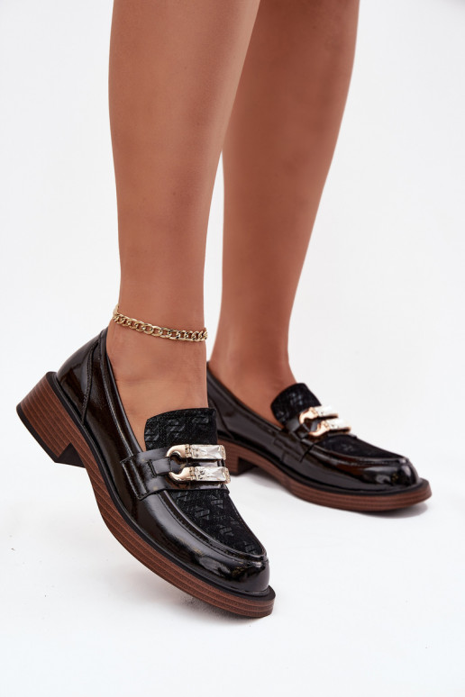 Piel Mocasines lacados FemeninoOdobnym Detalem D&A MR52-173 de color negro