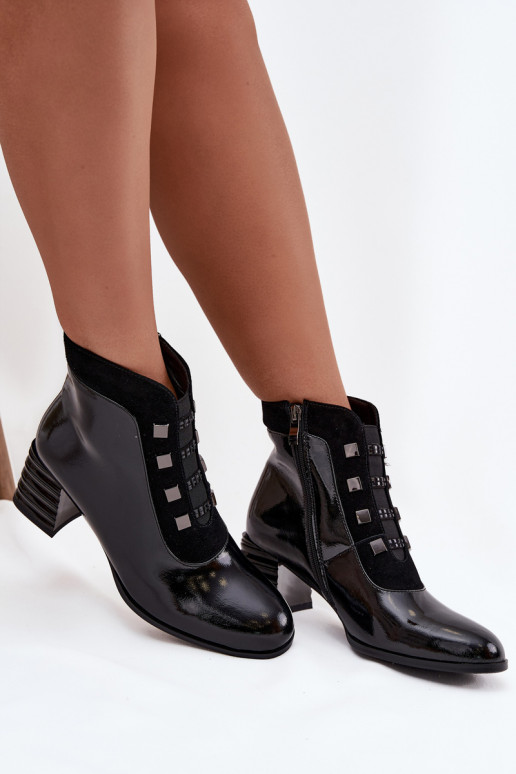 Piel con efecto barniz Botas de mujer D&A MR52-144 de color negro