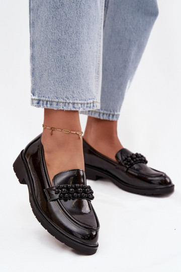 Mocasines para mujer con efecto charol y cuentas S.Barski HY52-541 color negro 2