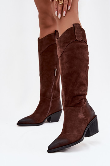 Botas de mujer de estilo cowboy con tacones de ante natural Artiker 57C0230 color marrón 2
