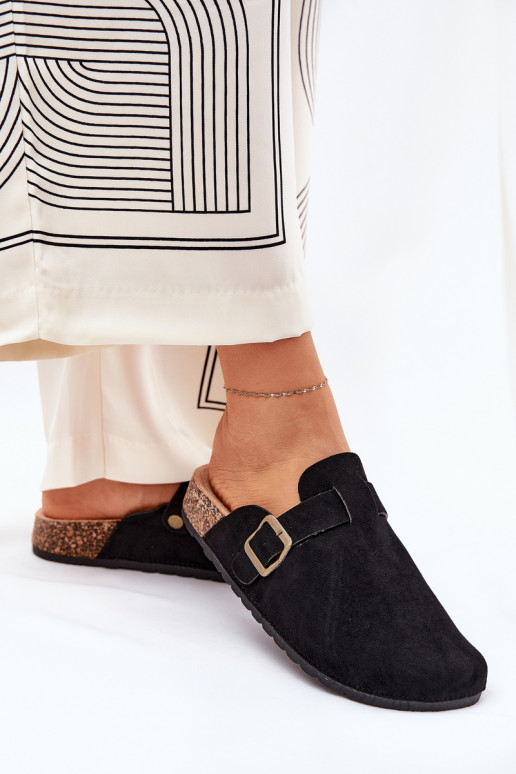 Zapatillas Zuecos Femenino i con una plataforma con hebillas de color negro Selio