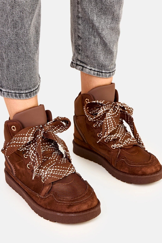 Zapatillas deportivas altas color... Zapatillas deportivas altas color...