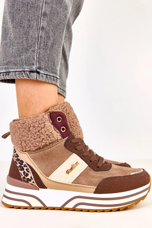 Zapatillas deportivas altas y cálidas... Zapatillas deportivas altas y cálidas...