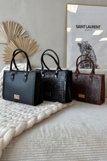 Bolso negro con diseño grabado NOBO BAG6150-020 2