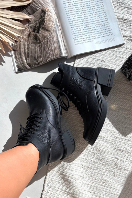 Botas de mujer de piel natural. reloj calentamiento Vinceza 39950 de color negro