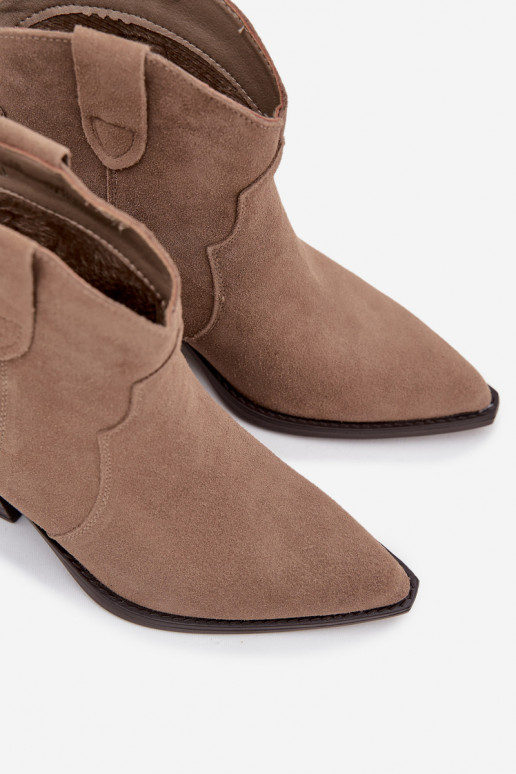 Un modelo convincente botas estilo vaquero FemeninoActivadoturalnego de gamuzau beige Beretta