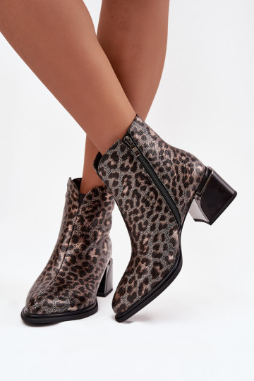 Botines de mujer de cuero con forro de piel de leopardo D&A CR52-622 en negro y dorado