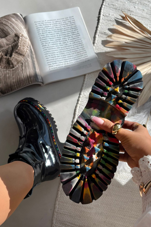 Piel con efecto barniz Botas de mujer Artiker 57C0065 color gris