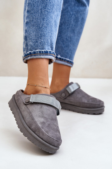 Femenino Zapatillas calentamiento con pelo dentro con una plataforma color gris Azida 2
