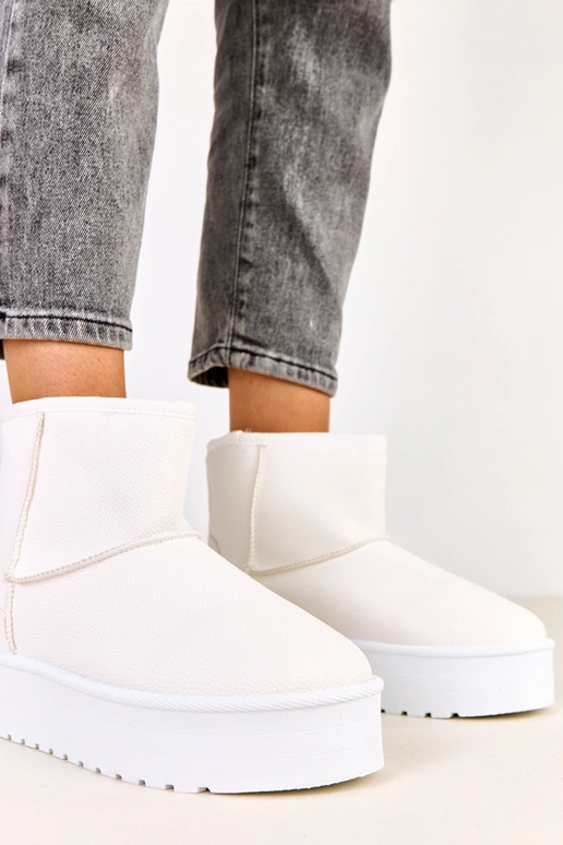 Botas bajas de nieve blancas con... Botas bajas de nieve blancas con...