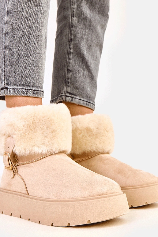 Botas de nieve color arena con... Botas de nieve color arena con...