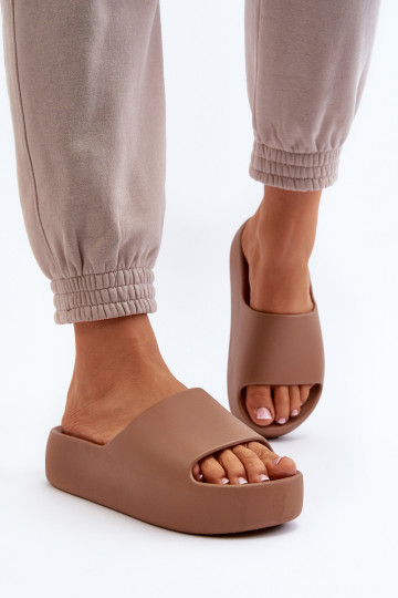Femenino Zapatillas Sobre una suela gruesa color marrón Oreithano