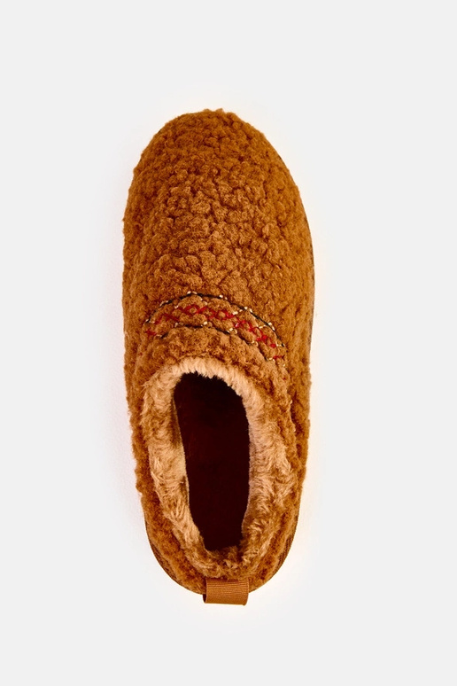 Botas de nieve marrones bajas con... Botas de nieve marrones bajas con...