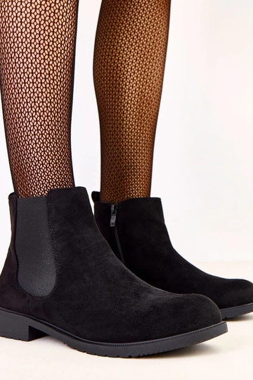 Botines planos negros con inserto elástico Salomi 2