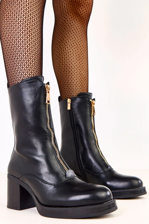 Botines de tacón negros con...